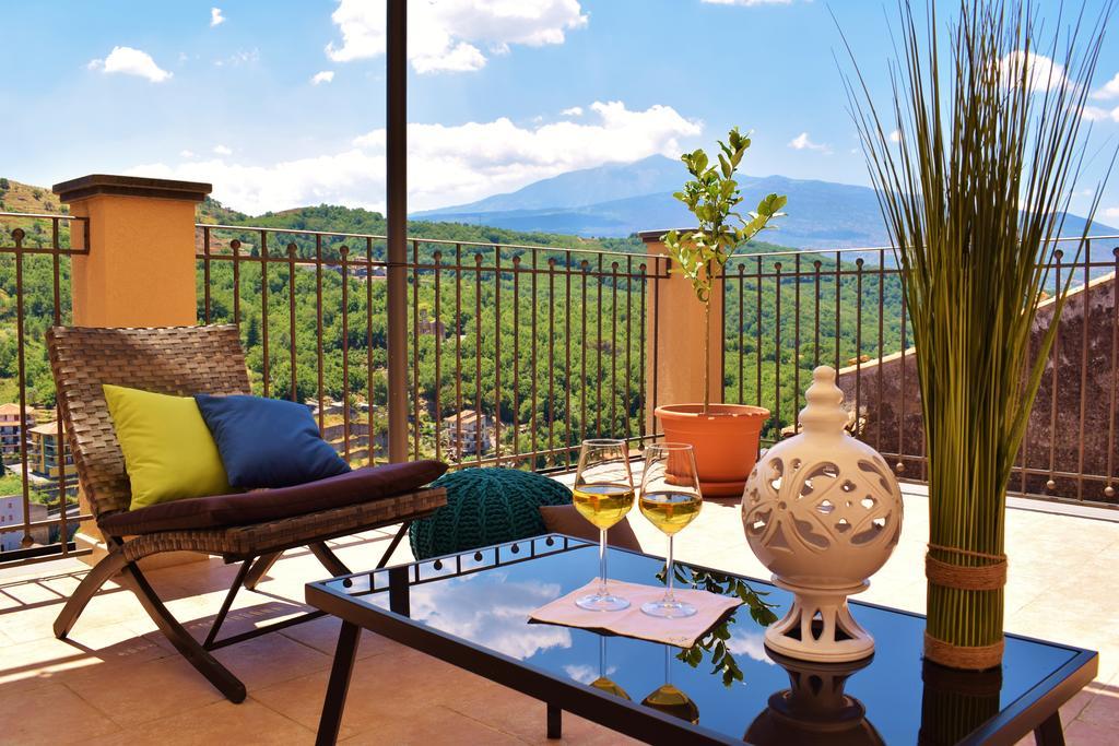 Cento Tari' Guest House Castiglione De Sicilia Ngoại thất bức ảnh