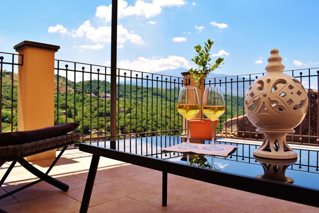 Cento Tari' Guest House Castiglione De Sicilia Ngoại thất bức ảnh